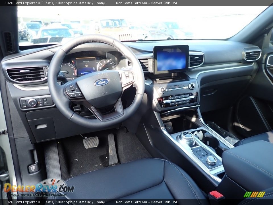 Dashboard of 2020 Ford Explorer XLT 4WD Photo #16
