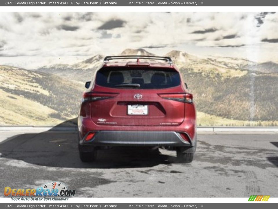 2020 Toyota Highlander Limited AWD Ruby Flare Pearl / Graphite Photo #4