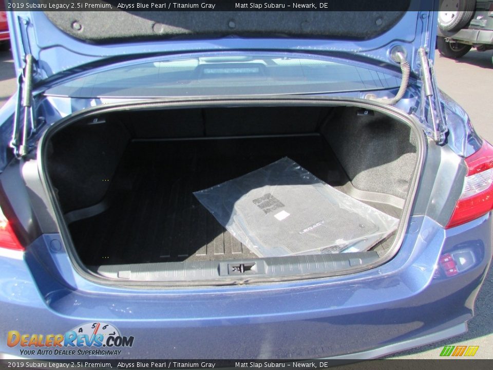 2019 Subaru Legacy 2.5i Premium Abyss Blue Pearl / Titanium Gray Photo #20