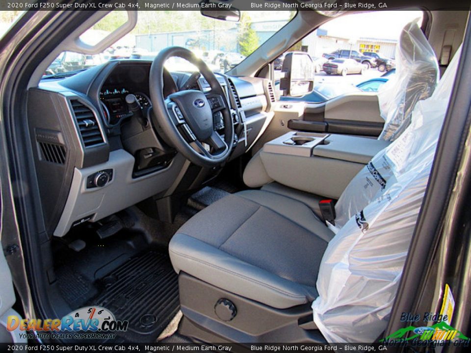 2020 Ford F250 Super Duty XL Crew Cab 4x4 Magnetic / Medium Earth Gray Photo #10