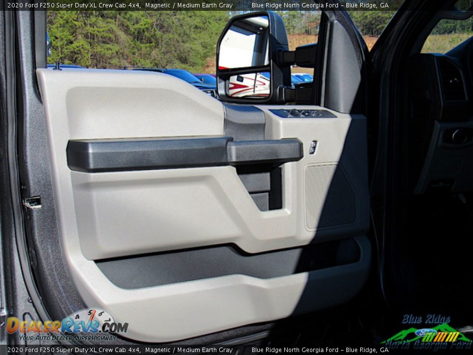 2020 Ford F250 Super Duty XL Crew Cab 4x4 Magnetic / Medium Earth Gray Photo #33