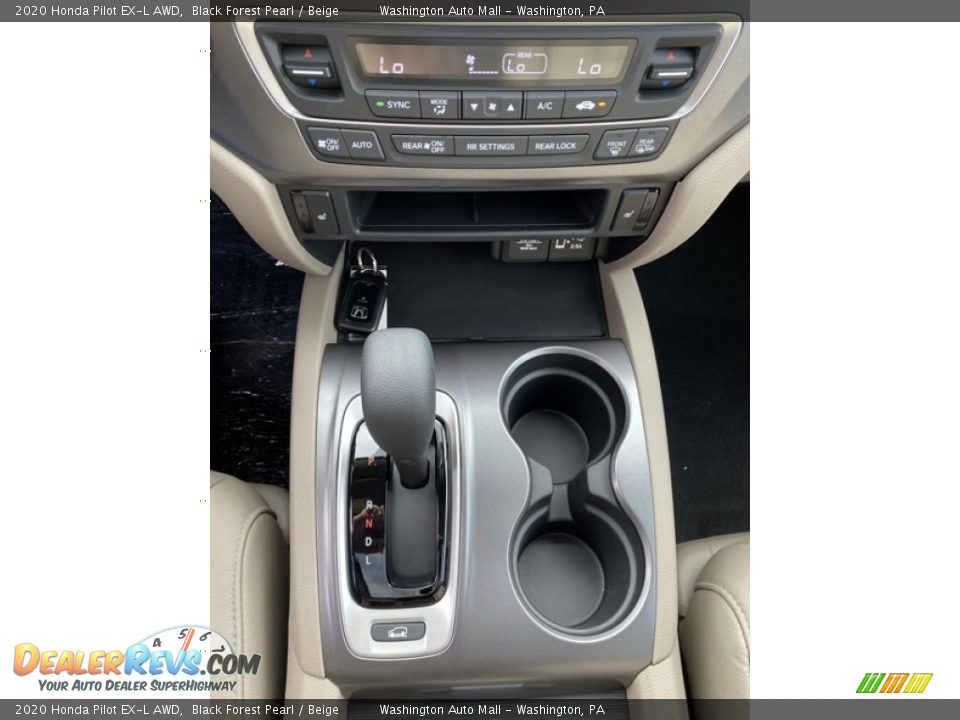 2020 Honda Pilot EX-L AWD Black Forest Pearl / Beige Photo #31