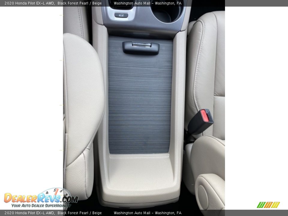 2020 Honda Pilot EX-L AWD Black Forest Pearl / Beige Photo #32
