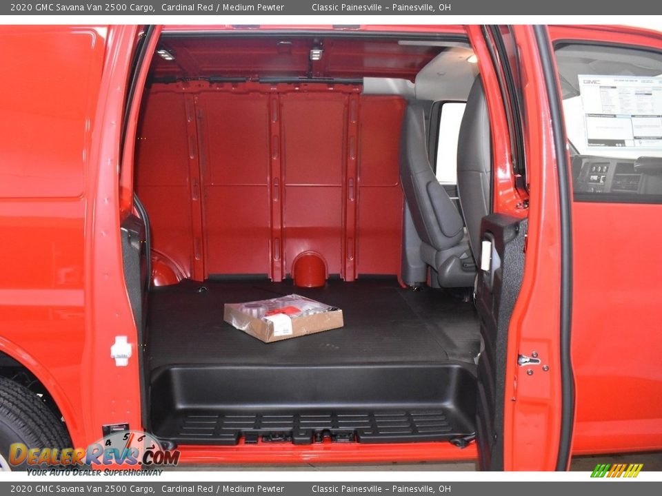 2020 GMC Savana Van 2500 Cargo Cardinal Red / Medium Pewter Photo #7