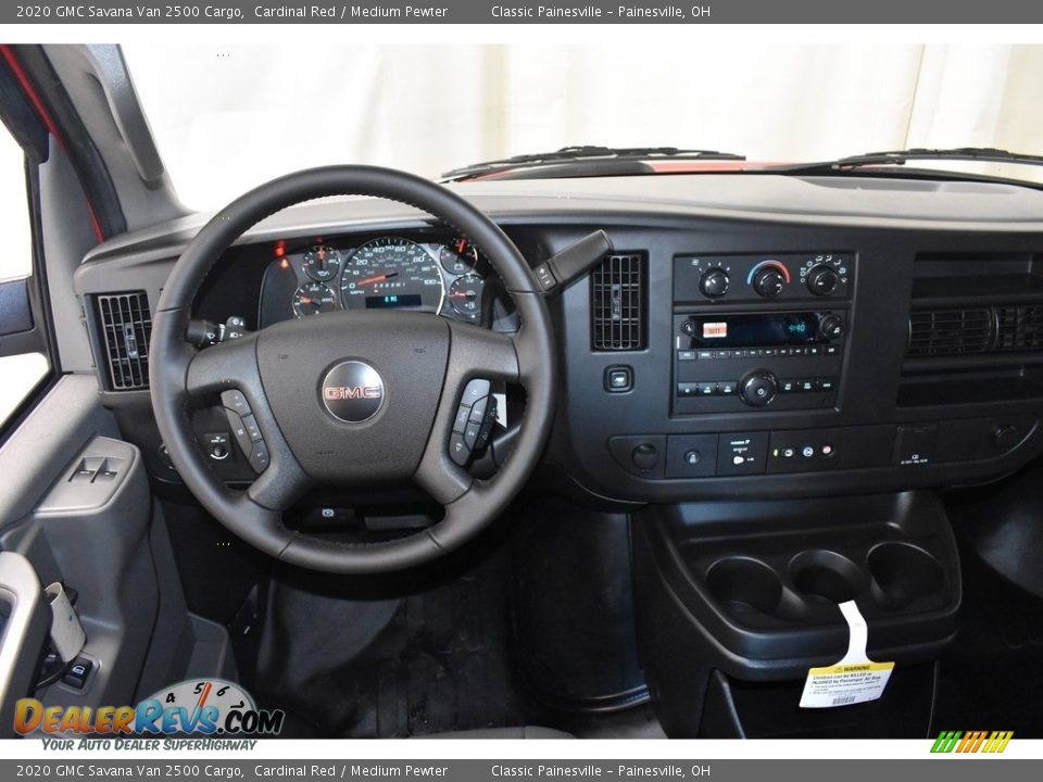 2020 GMC Savana Van 2500 Cargo Cardinal Red / Medium Pewter Photo #9