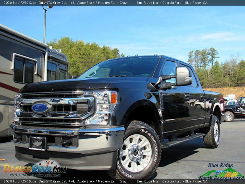 2020 Ford F250 Super Duty STX Crew Cab 4x4 Agate Black / Medium Earth Gray Photo #1