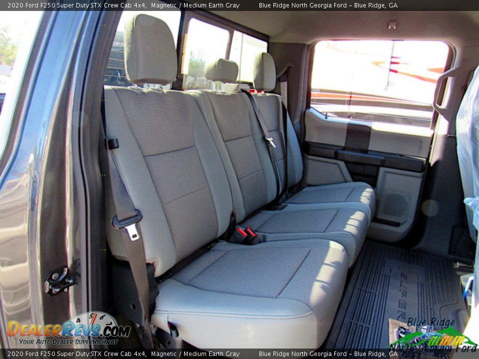 2020 Ford F250 Super Duty STX Crew Cab 4x4 Magnetic / Medium Earth Gray Photo #12