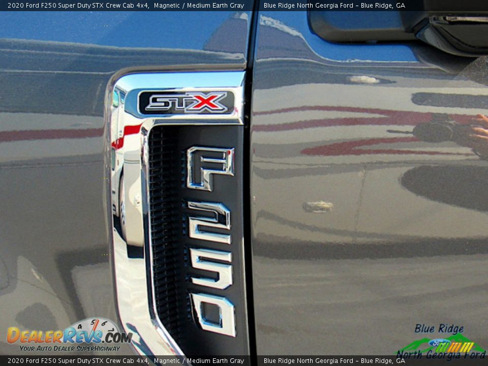 2020 Ford F250 Super Duty STX Crew Cab 4x4 Magnetic / Medium Earth Gray Photo #35