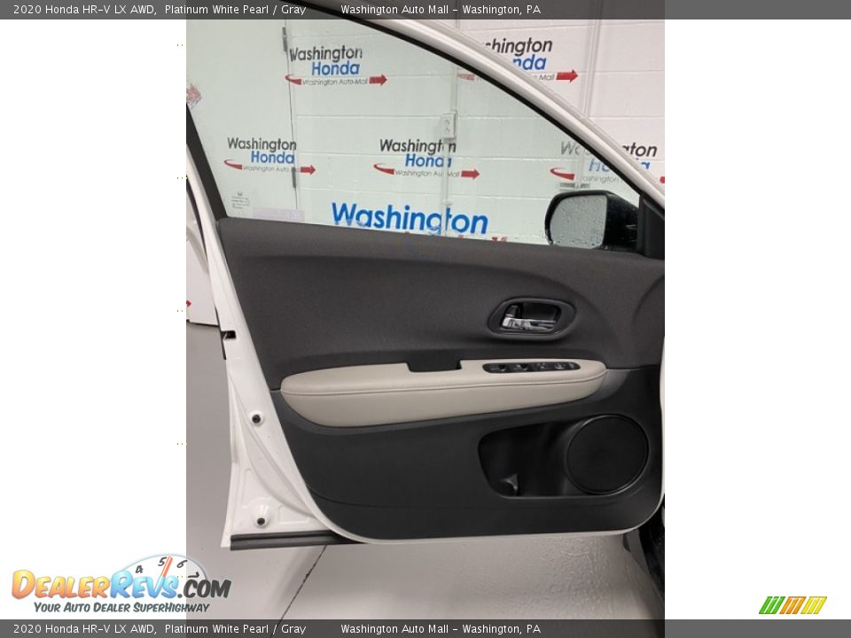 2020 Honda HR-V LX AWD Platinum White Pearl / Gray Photo #10