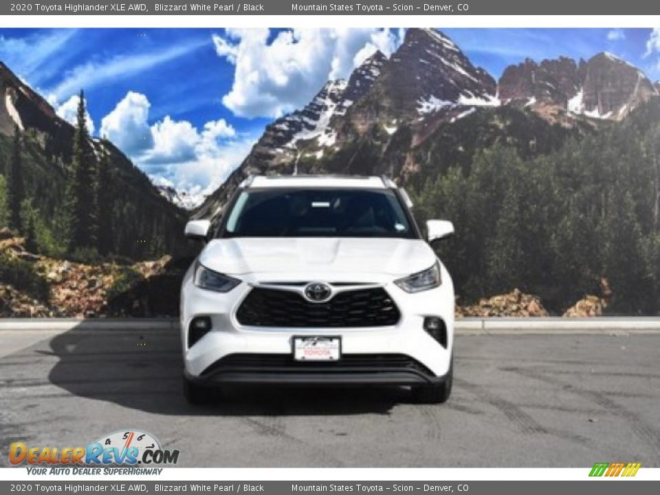 2020 Toyota Highlander XLE AWD Blizzard White Pearl / Black Photo #2