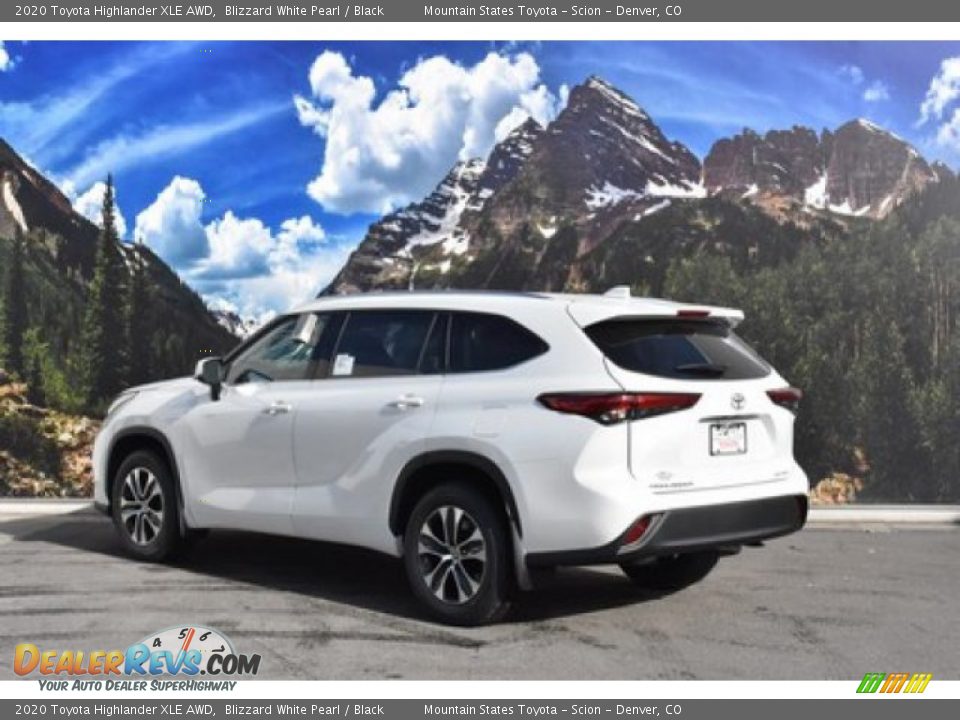 2020 Toyota Highlander XLE AWD Blizzard White Pearl / Black Photo #3