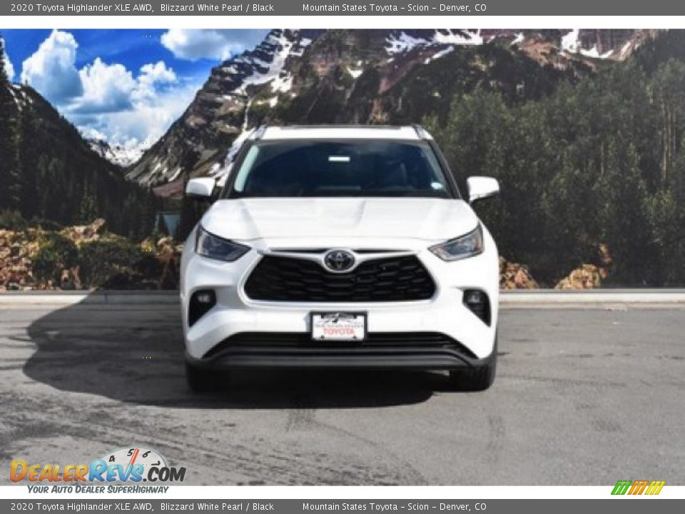 2020 Toyota Highlander XLE AWD Blizzard White Pearl / Black Photo #2