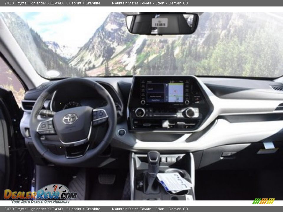 2020 Toyota Highlander XLE AWD Blueprint / Graphite Photo #7