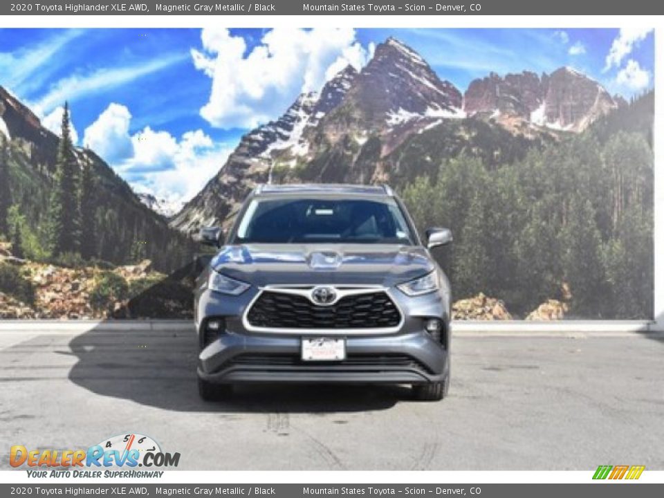 2020 Toyota Highlander XLE AWD Magnetic Gray Metallic / Black Photo #2