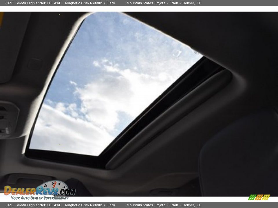 2020 Toyota Highlander XLE AWD Magnetic Gray Metallic / Black Photo #8