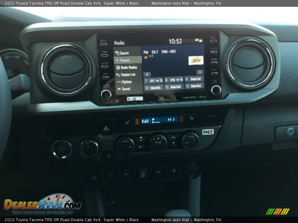 2020 Toyota Tacoma TRD Off Road Double Cab 4x4 Super White / Black Photo #12