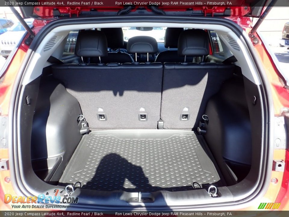 2020 Jeep Compass Latitude 4x4 Redline Pearl / Black Photo #9