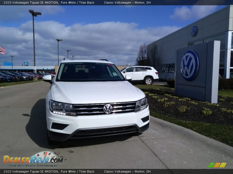 2020 Volkswagen Tiguan SE 4MOTION Pure White / Titan Black Photo #1