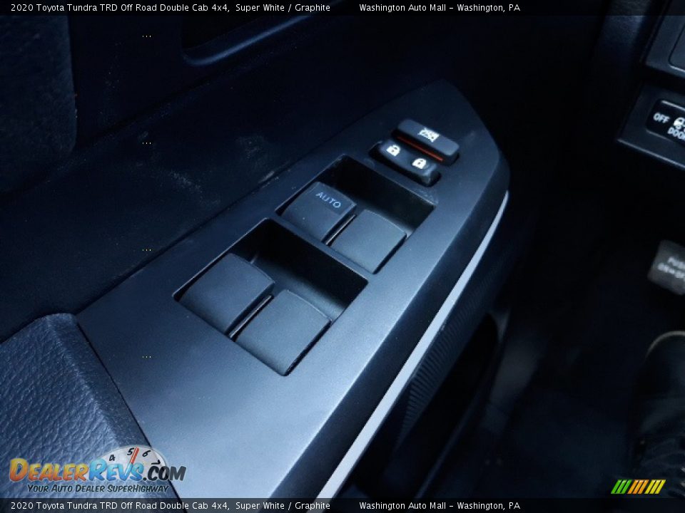 2020 Toyota Tundra TRD Off Road Double Cab 4x4 Super White / Graphite Photo #8