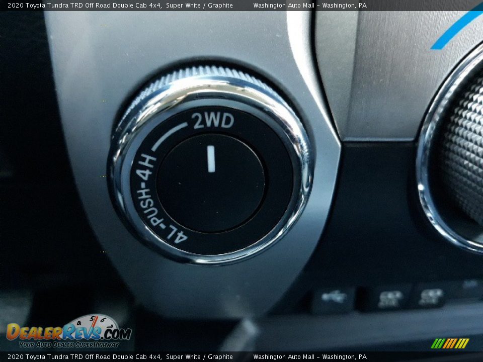 2020 Toyota Tundra TRD Off Road Double Cab 4x4 Super White / Graphite Photo #11