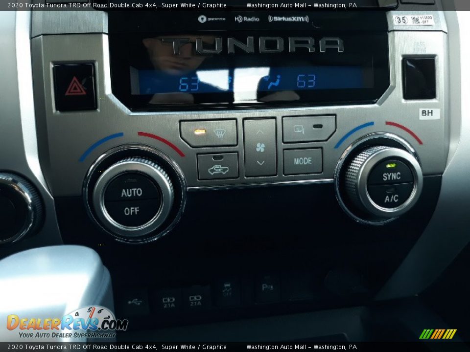 2020 Toyota Tundra TRD Off Road Double Cab 4x4 Super White / Graphite Photo #14