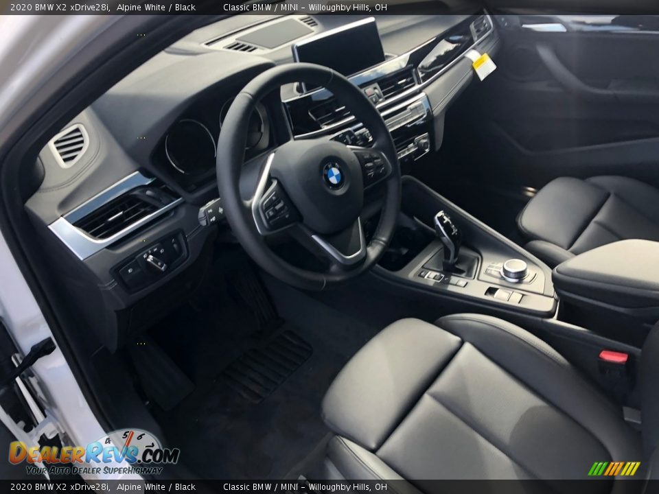 2020 BMW X2 xDrive28i Alpine White / Black Photo #3
