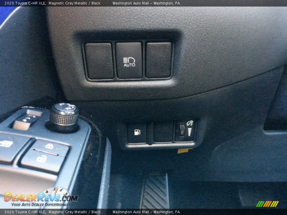 2020 Toyota C-HR XLE Magnetic Gray Metallic / Black Photo #9