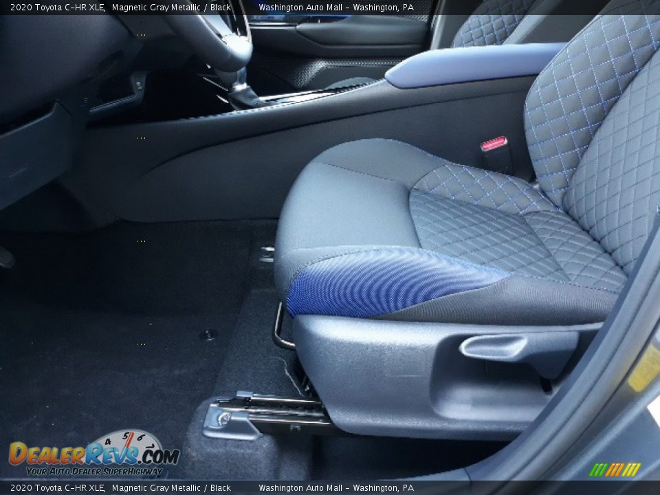 2020 Toyota C-HR XLE Magnetic Gray Metallic / Black Photo #21