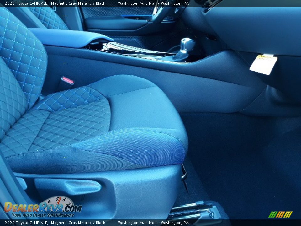 2020 Toyota C-HR XLE Magnetic Gray Metallic / Black Photo #34