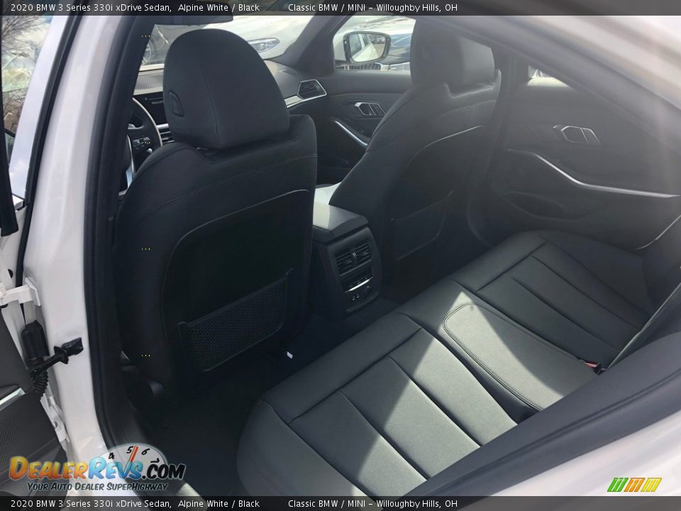 2020 BMW 3 Series 330i xDrive Sedan Alpine White / Black Photo #4