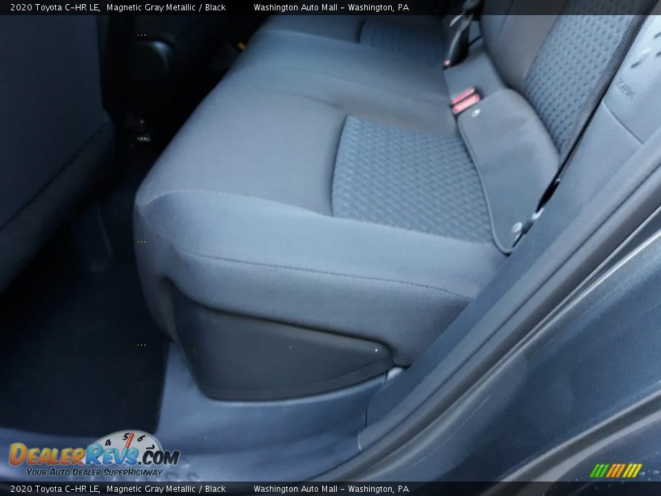 2020 Toyota C-HR LE Magnetic Gray Metallic / Black Photo #25