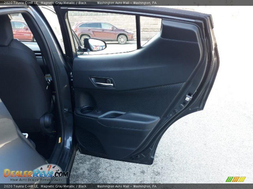 2020 Toyota C-HR LE Magnetic Gray Metallic / Black Photo #31