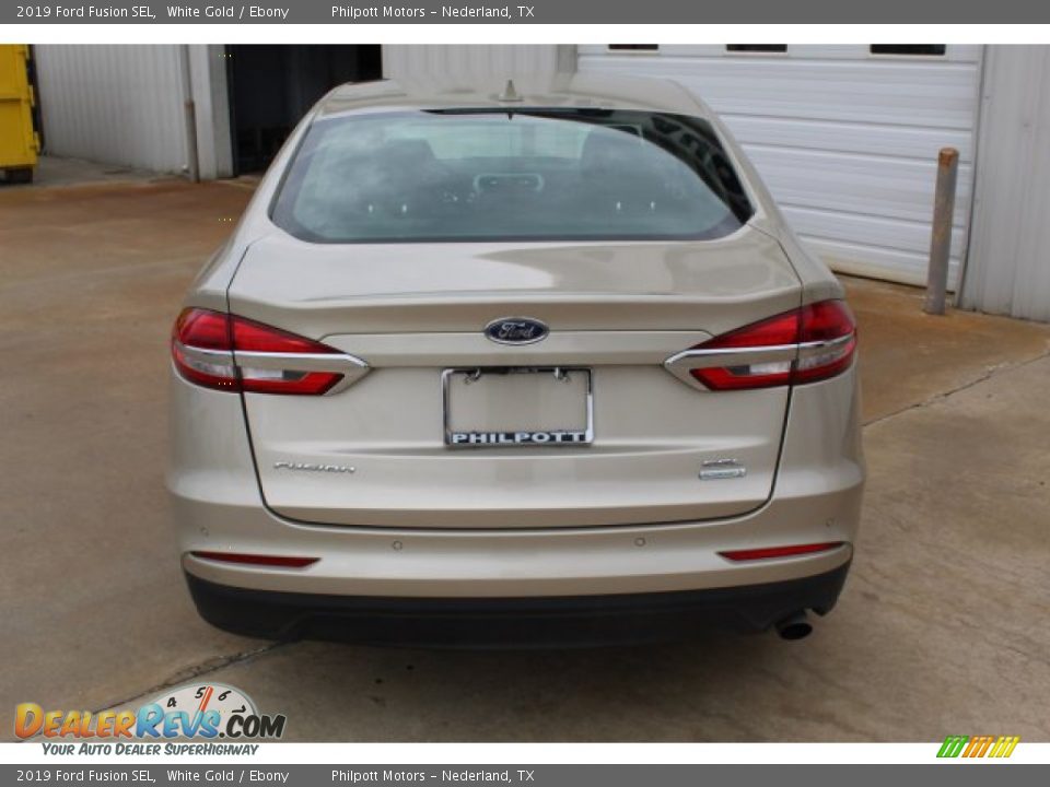 2019 Ford Fusion SEL White Gold / Ebony Photo #8