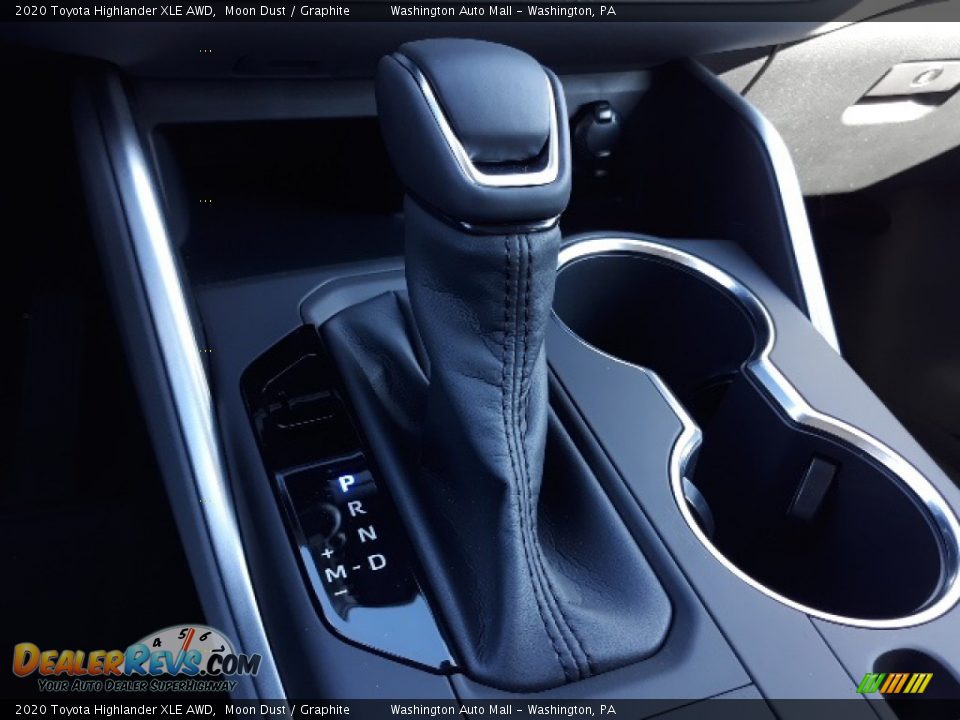 2020 Toyota Highlander XLE AWD Moon Dust / Graphite Photo #15