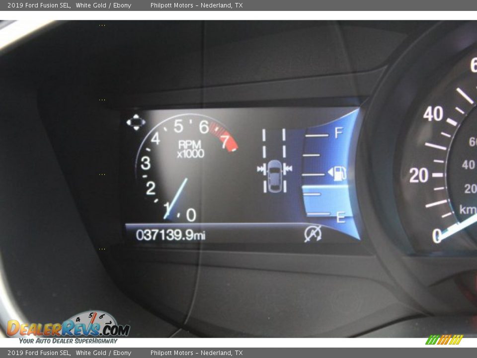 2019 Ford Fusion SEL White Gold / Ebony Photo #16