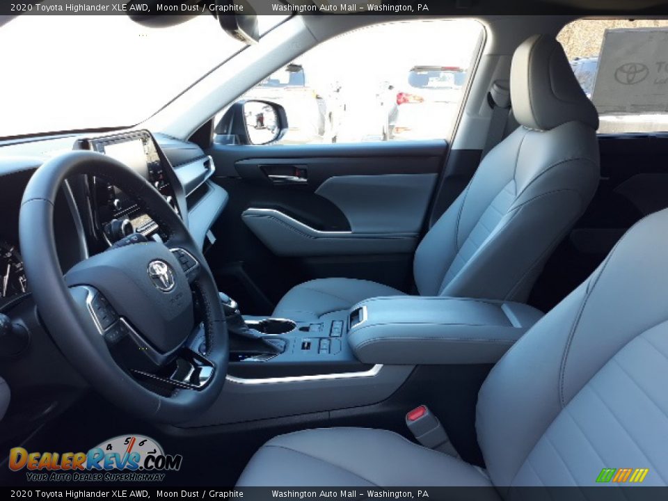 2020 Toyota Highlander XLE AWD Moon Dust / Graphite Photo #23