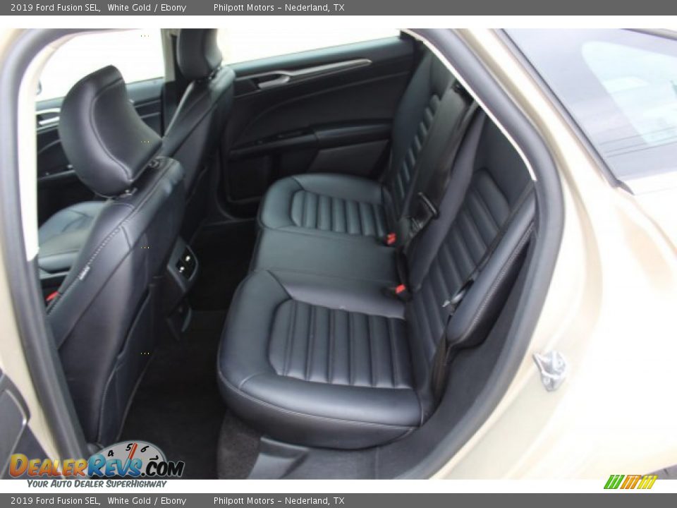2019 Ford Fusion SEL White Gold / Ebony Photo #22