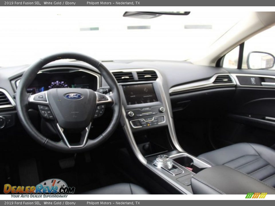 2019 Ford Fusion SEL White Gold / Ebony Photo #23