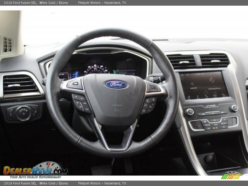 2019 Ford Fusion SEL White Gold / Ebony Photo #24
