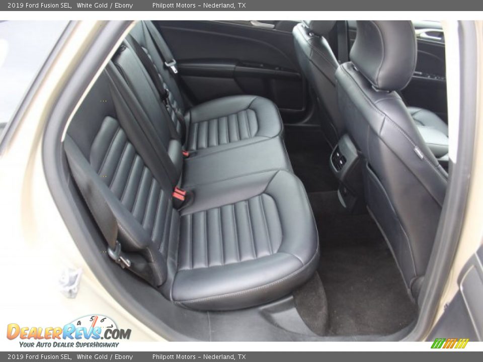 2019 Ford Fusion SEL White Gold / Ebony Photo #27