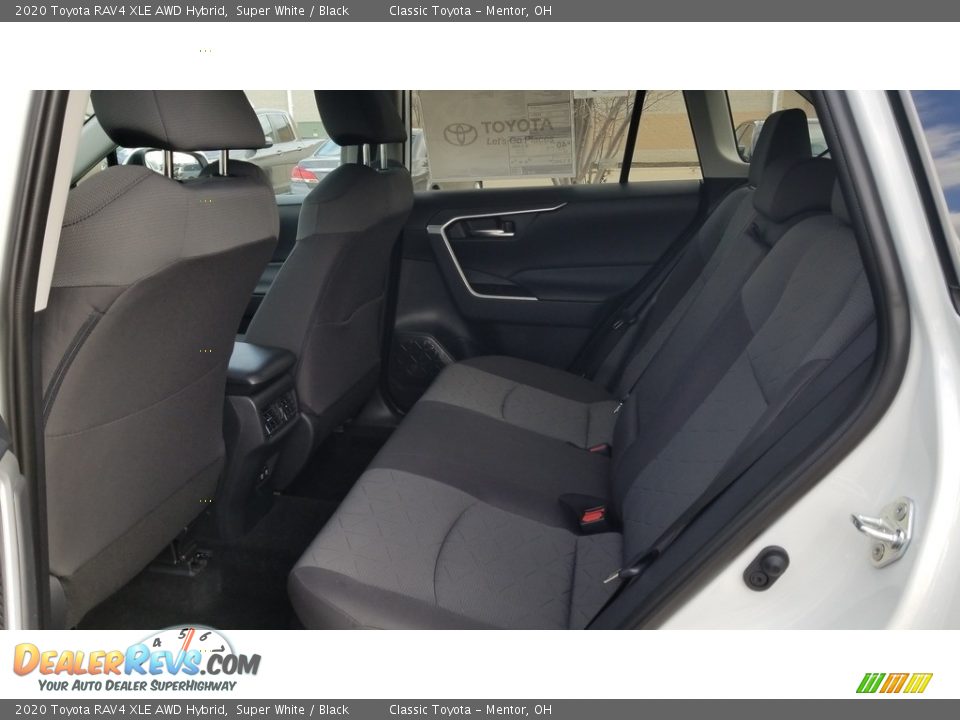 2020 Toyota RAV4 XLE AWD Hybrid Super White / Black Photo #3