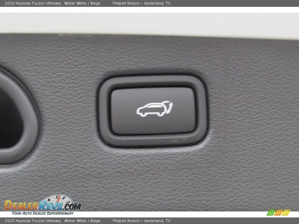 2020 Hyundai Tucson Ultimate Winter White / Beige Photo #24