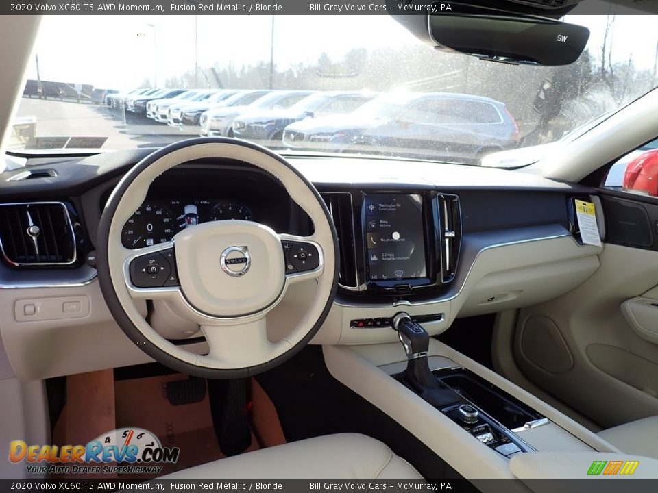 2020 Volvo XC60 T5 AWD Momentum Fusion Red Metallic / Blonde Photo #9