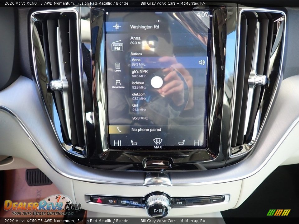 2020 Volvo XC60 T5 AWD Momentum Fusion Red Metallic / Blonde Photo #15