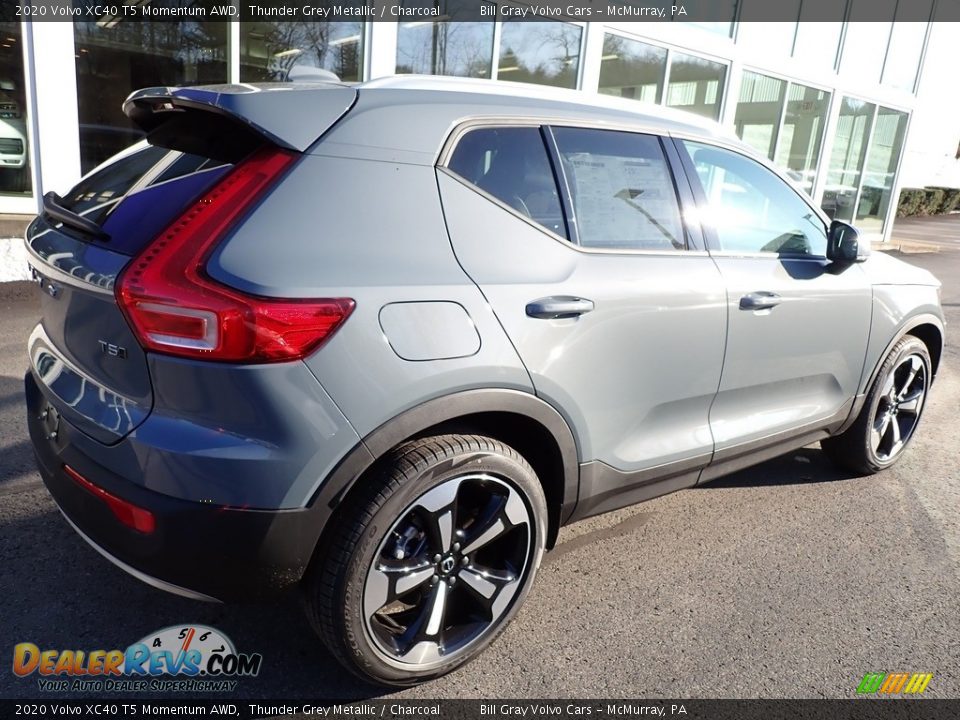 2020 Volvo XC40 T5 Momentum AWD Thunder Grey Metallic / Charcoal Photo #2