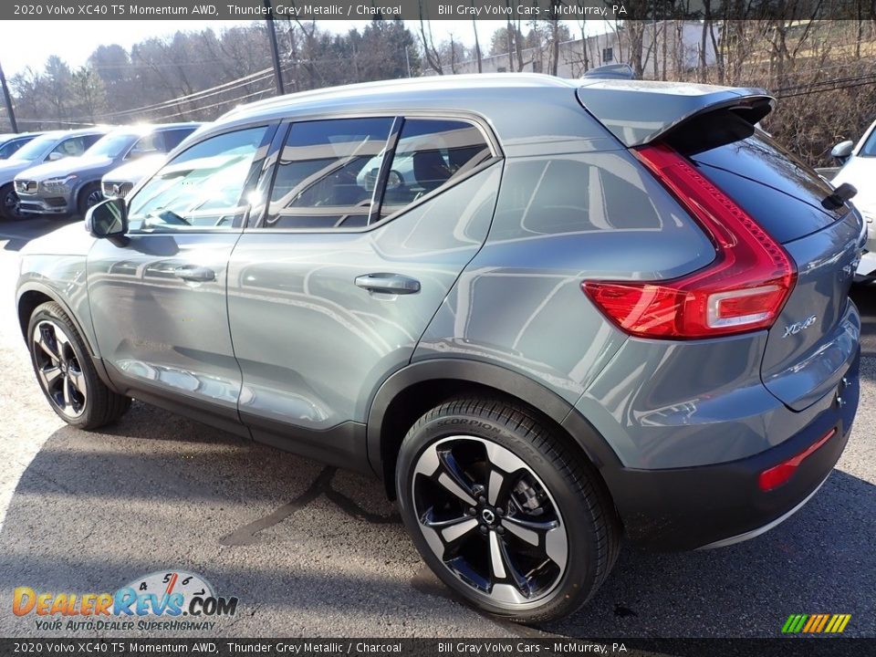 2020 Volvo XC40 T5 Momentum AWD Thunder Grey Metallic / Charcoal Photo #4