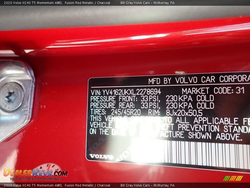 2020 Volvo XC40 T5 Momentum AWD Fusion Red Metallic / Charcoal Photo #11