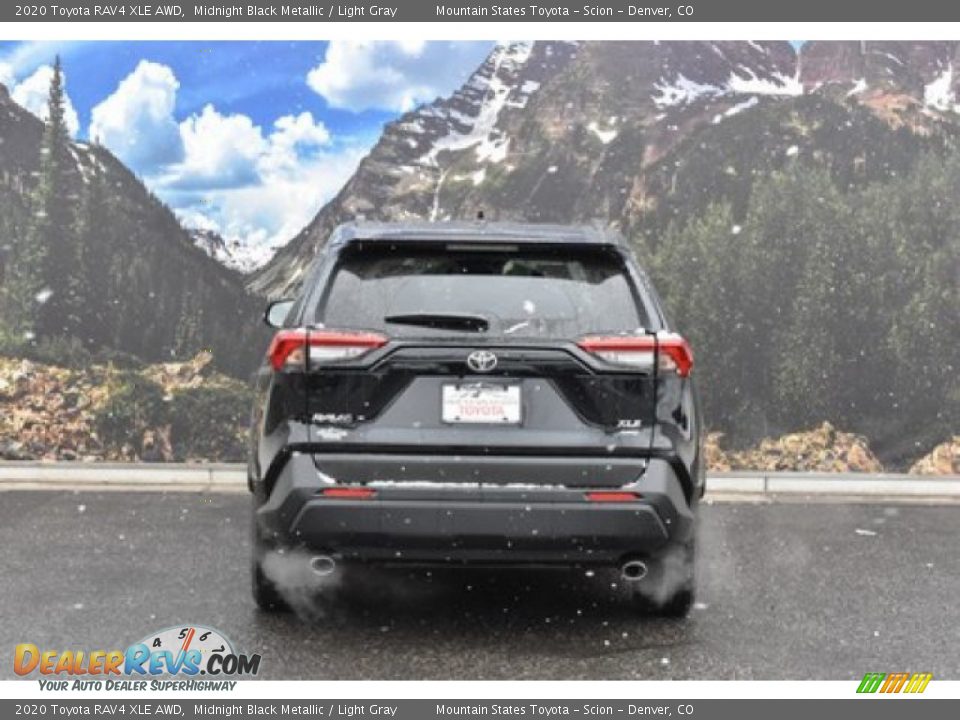 2020 Toyota RAV4 XLE AWD Midnight Black Metallic / Light Gray Photo #4