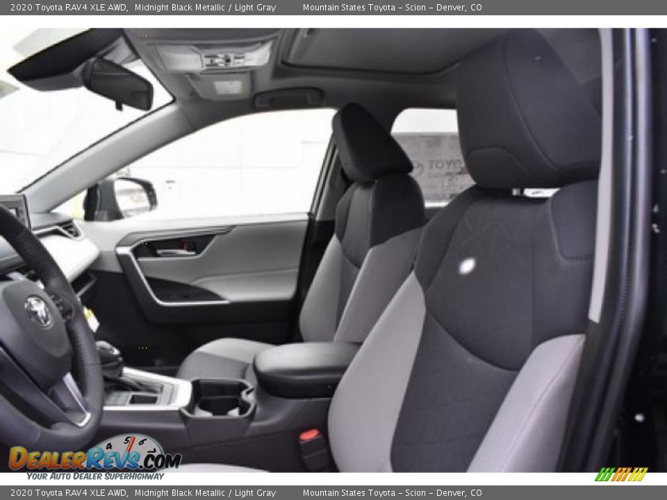 2020 Toyota RAV4 XLE AWD Midnight Black Metallic / Light Gray Photo #6