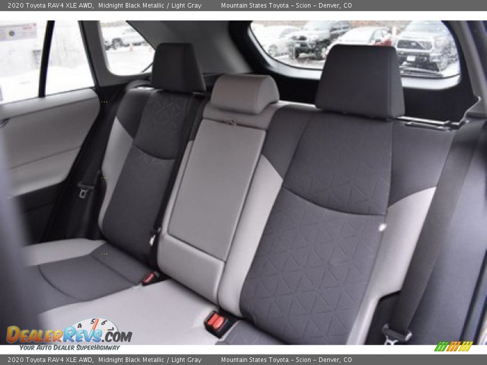 2020 Toyota RAV4 XLE AWD Midnight Black Metallic / Light Gray Photo #10